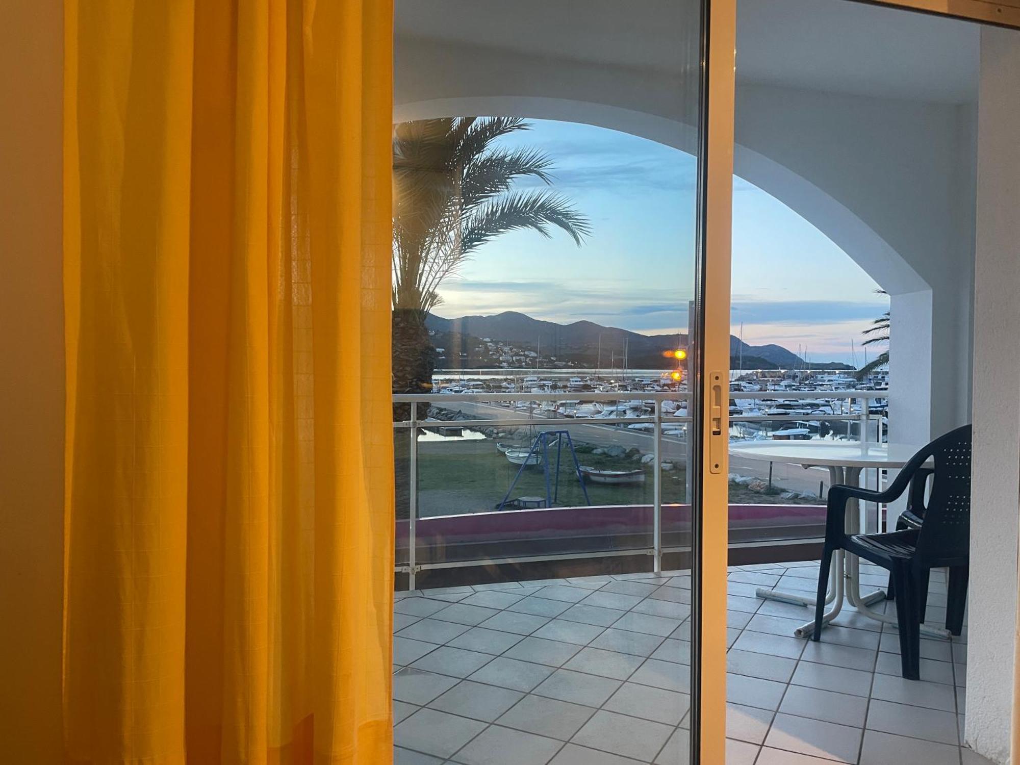 شقة Platja Del Port يانكا المظهر الخارجي الصورة